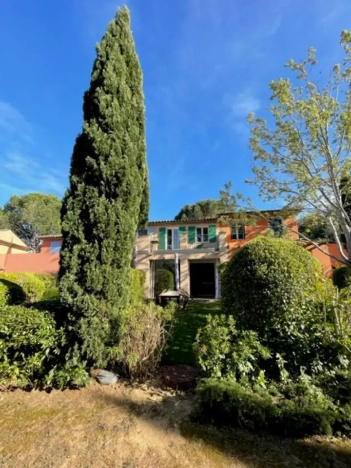 Holiday home Les Restanques Maison De La Pinede 2 Chambres Grimaud