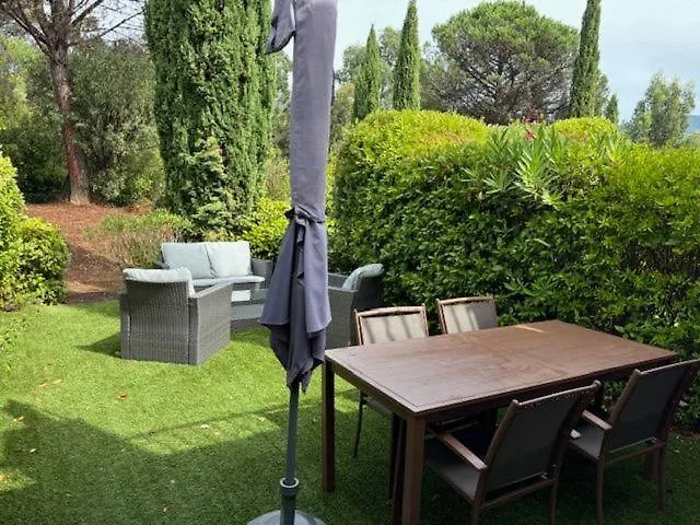 Les Restanques Maison De La Pinede 2 Chambres Grimaud 0*,  France